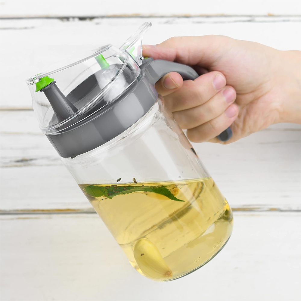 Oliera in Vetro 660 ml – Eleganza e Freschezza per la Tua Cucina
