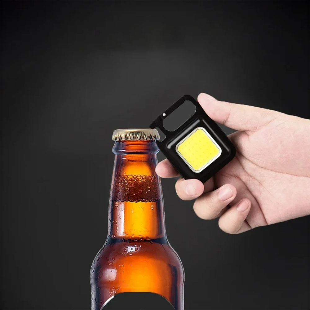 Torcia LED Portachiavi Ricaricabile USB, Ultra Luminosa e Impermeabile