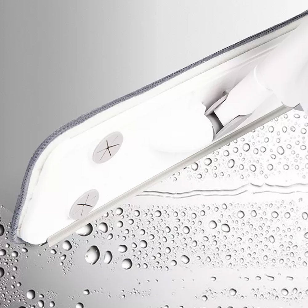 Scopa Lavapavimenti con Spray Integrato e Panno Microfibra